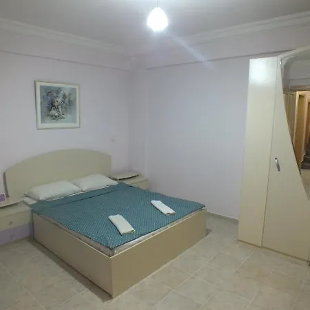 Nicholas Gate F 1 Ξενοδοχείο Ολουντενίζ